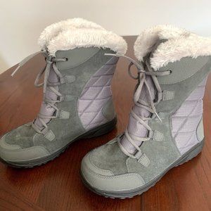 Columbia Women's Ice Maiden Snow Boot - Size 9.5